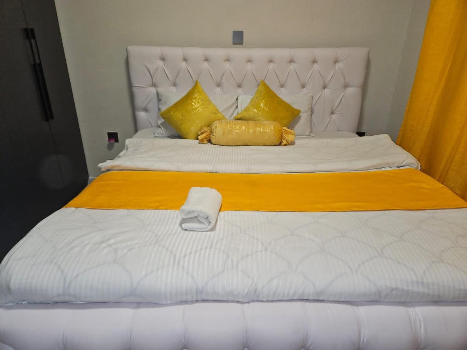 Hotel Royalty Cubes-Jkia Nairobi Esterno foto